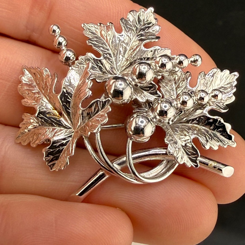 Vintage Beau Sterling Silver Grape Leaf Brooch Pin Silver Foliage READ